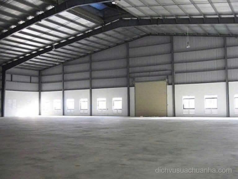 Hình Ảnh Thi Công Làm Mái Tôn Thực Tế 9